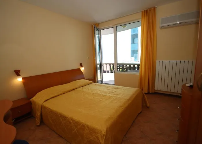 Continental Hotell Kiten (Burgas)