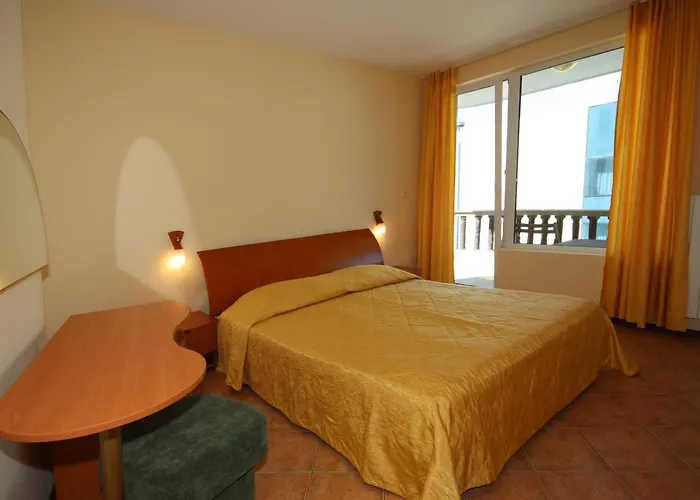 Continental 2* キテン