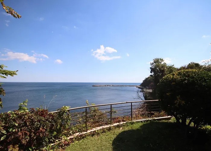 Continental ホテル